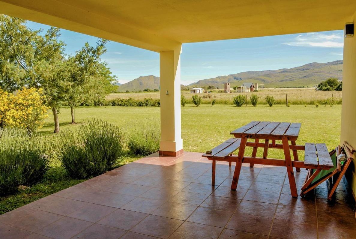 Cabanas De Las Pinturas Villa Sierra de la Ventana Exteriör bild